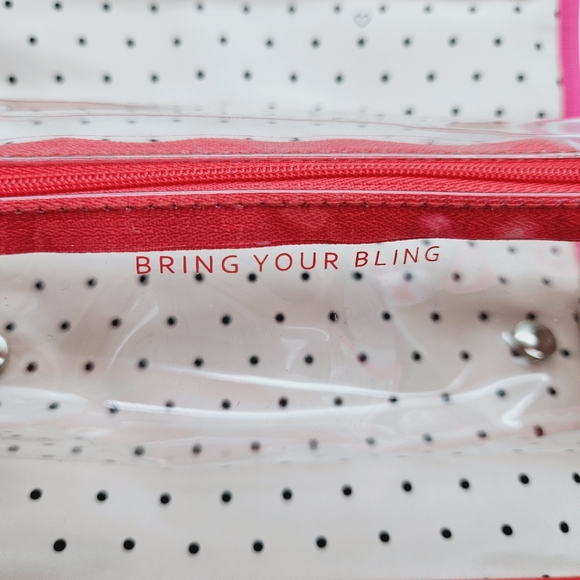 STELLA & DOT | Roll With It roll-up travel jewelry case - Picture 6 of 8